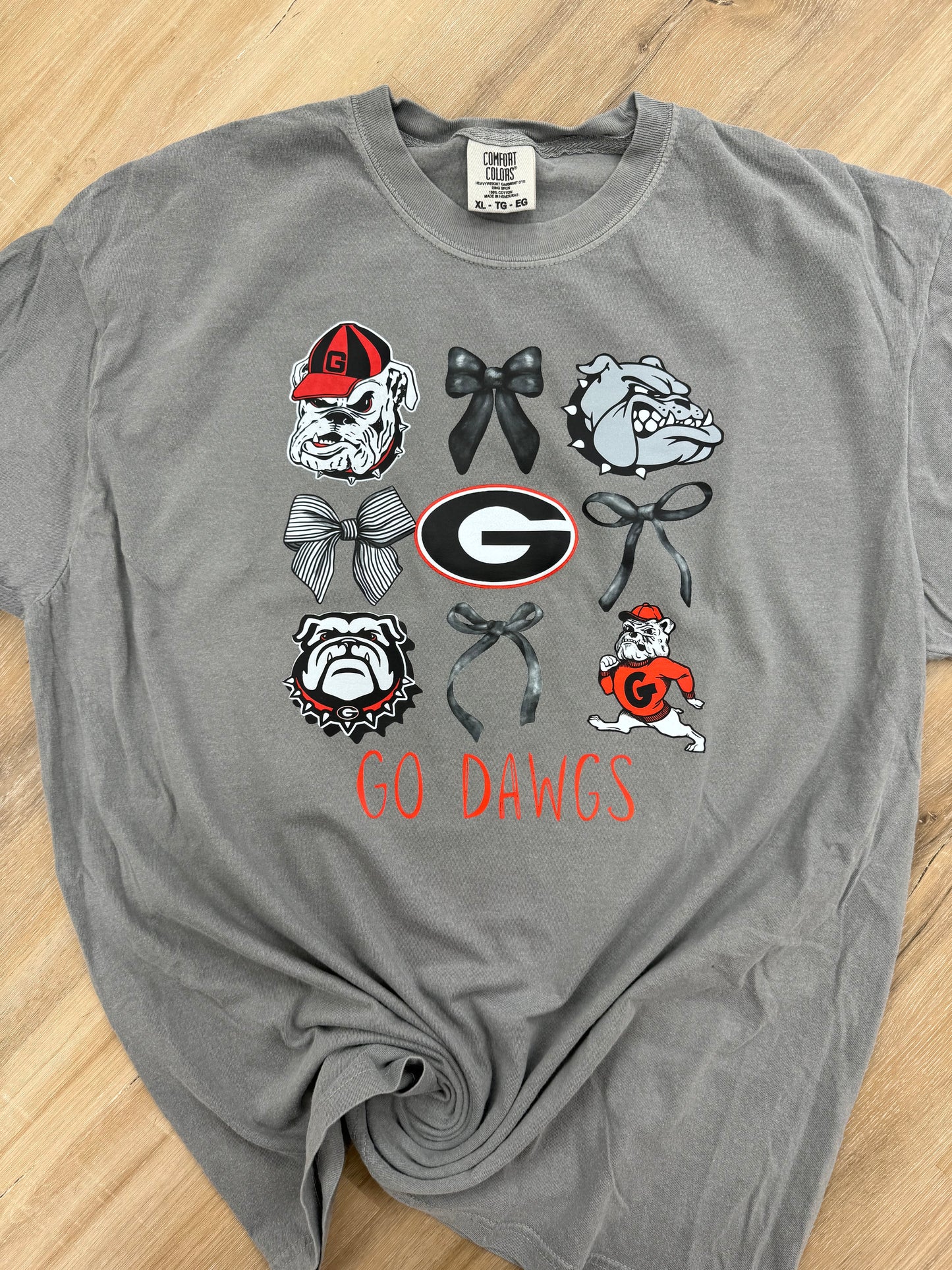 Bulldogs Bow Collage Tee