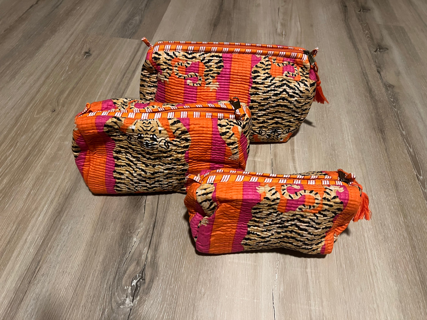 TIGER PRINT QUILTED ORANGE & PINK 3 PIECE SMALL BAGS