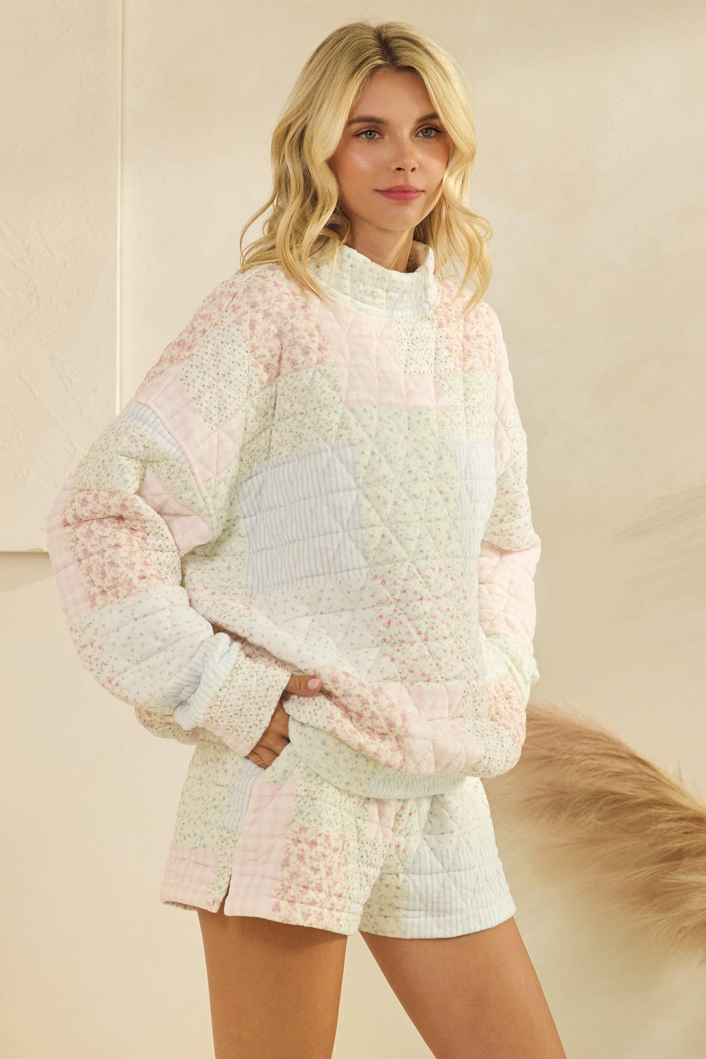 Floral textured mock neck sweater: Pastel combo