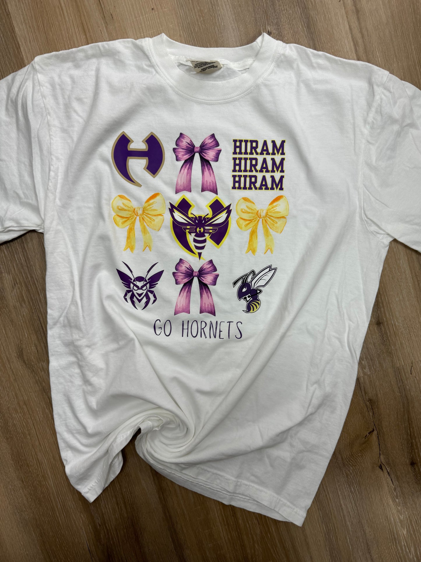 Hiram Hornets Bow Collage Tee