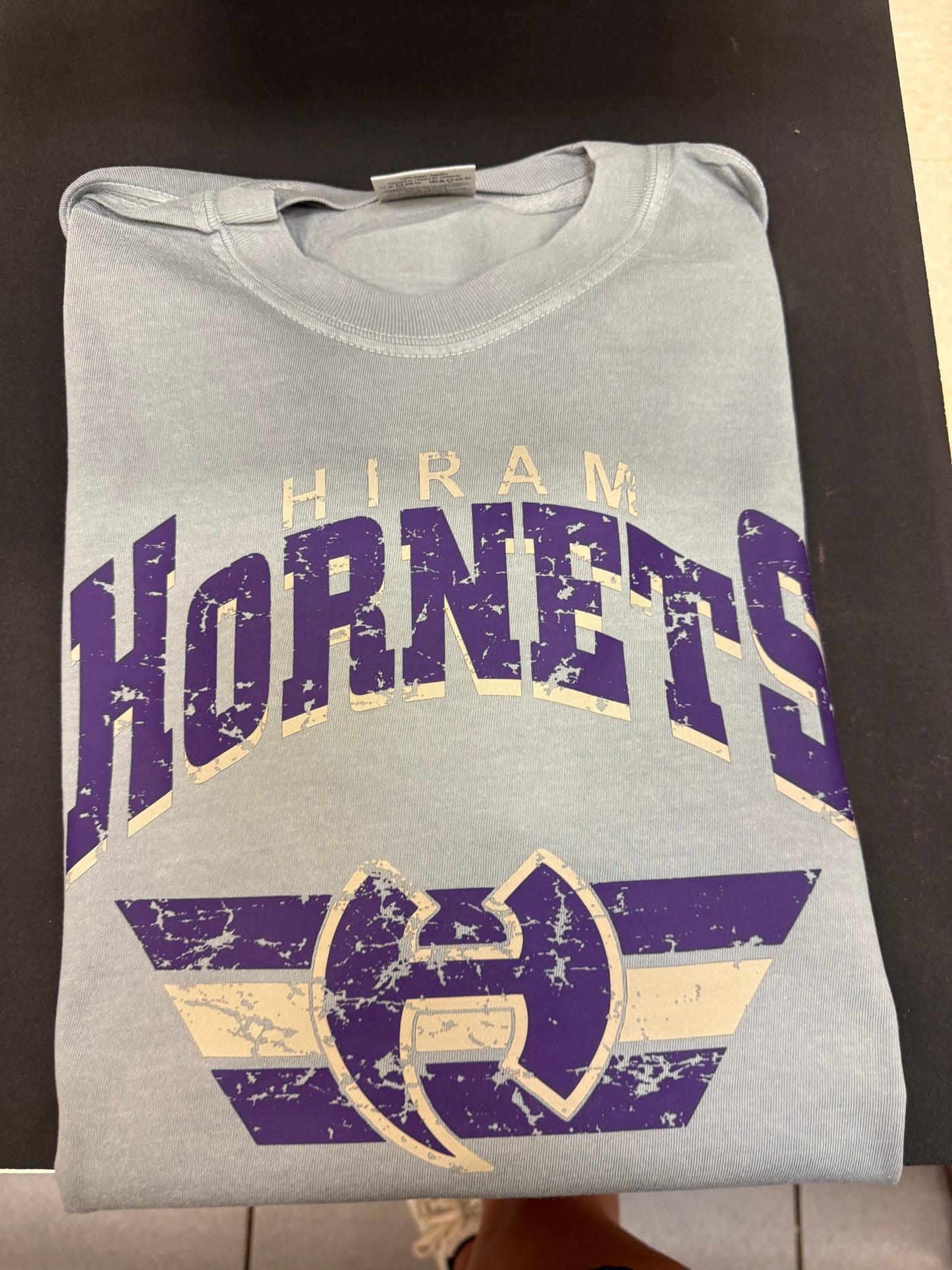 Hiram Hornets Vintage tee on grey