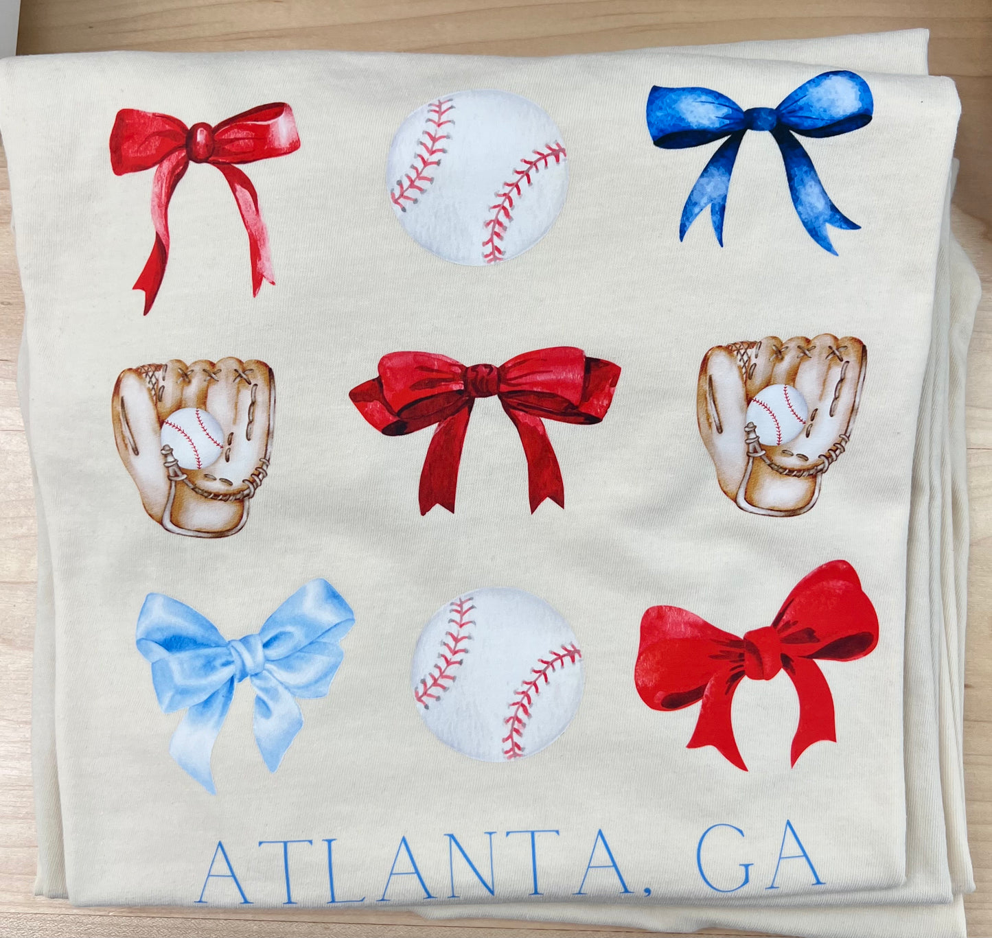 Atlanta, Ga Glove & Bow Tee