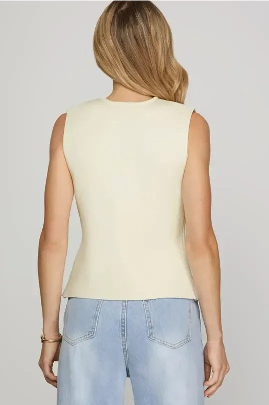 SLEEVELESS GOLD BUTTON KNIT SWEATER VEST-CREAM