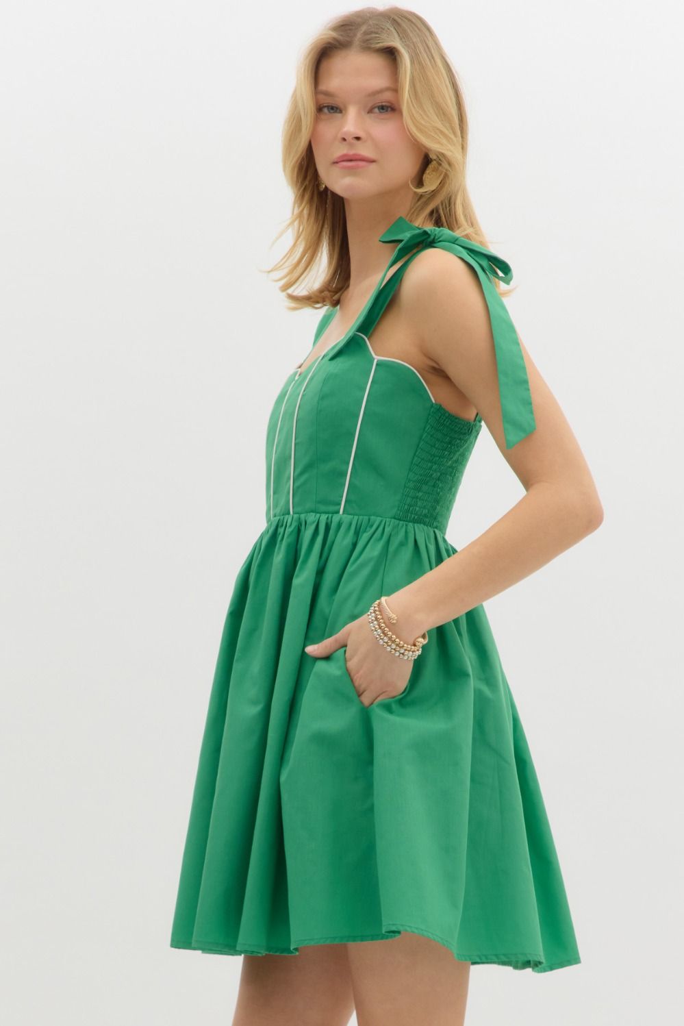 Pleated Mini Dress With White Detail - Kelly Green