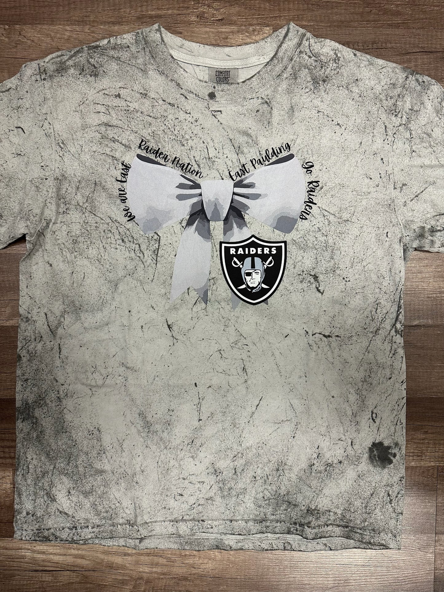 East Paulding Raiders bow cc tee