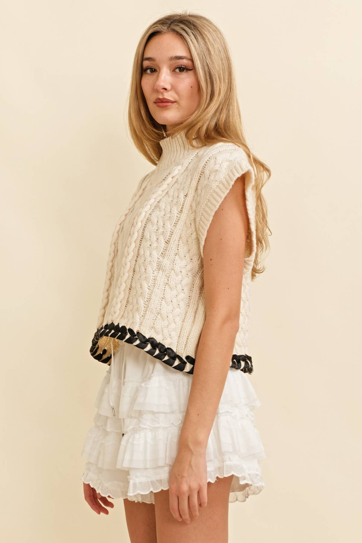 CABLE KNIT DROP SHOULDER CONTRAST STITCH SWEATER: Cream