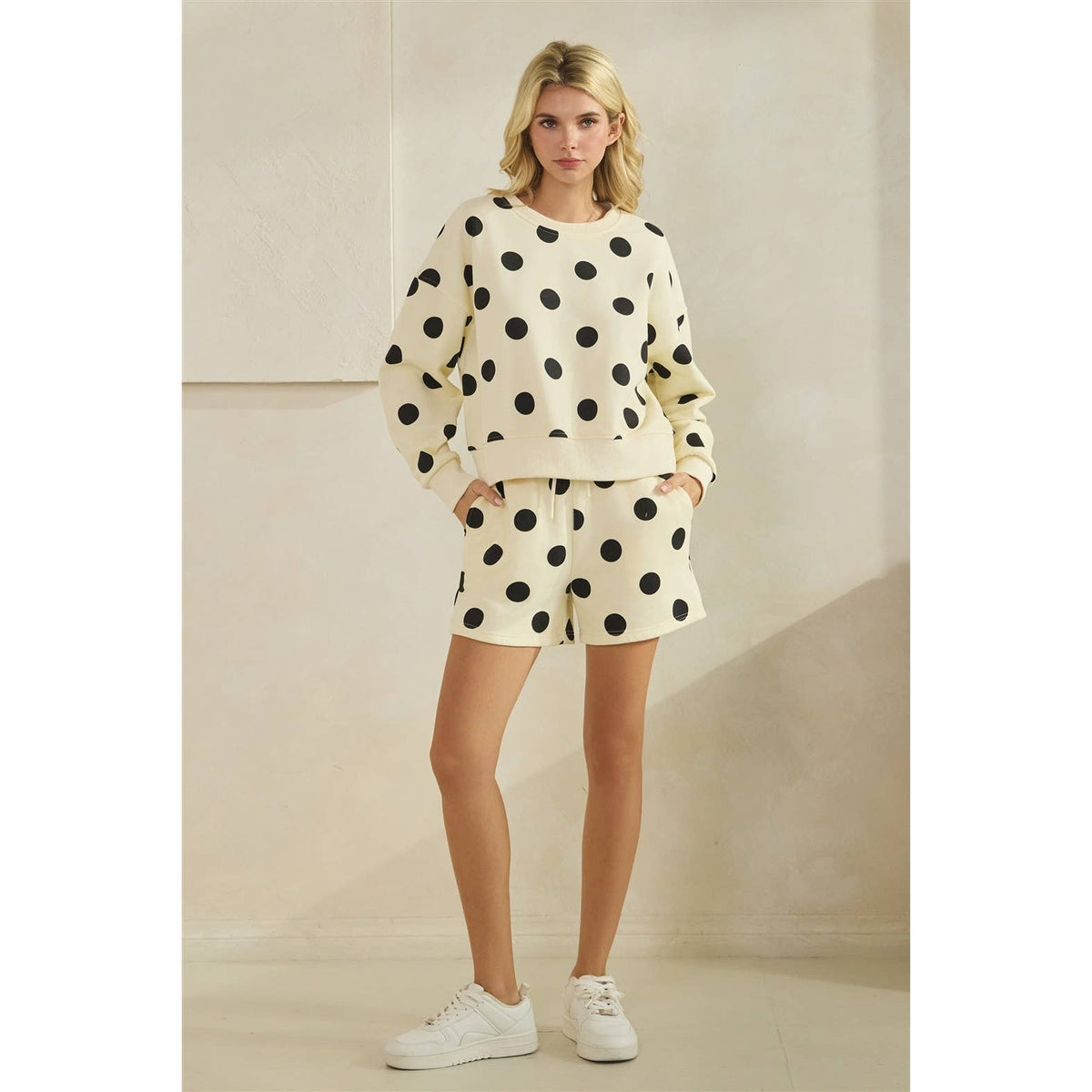 Polka Dot Crew Neck SweatShirt: Black