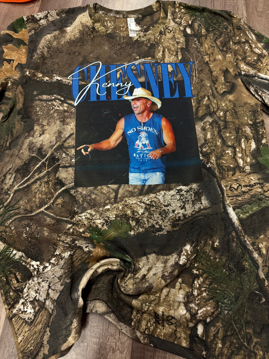 Kenny Chesney vintage camo tee