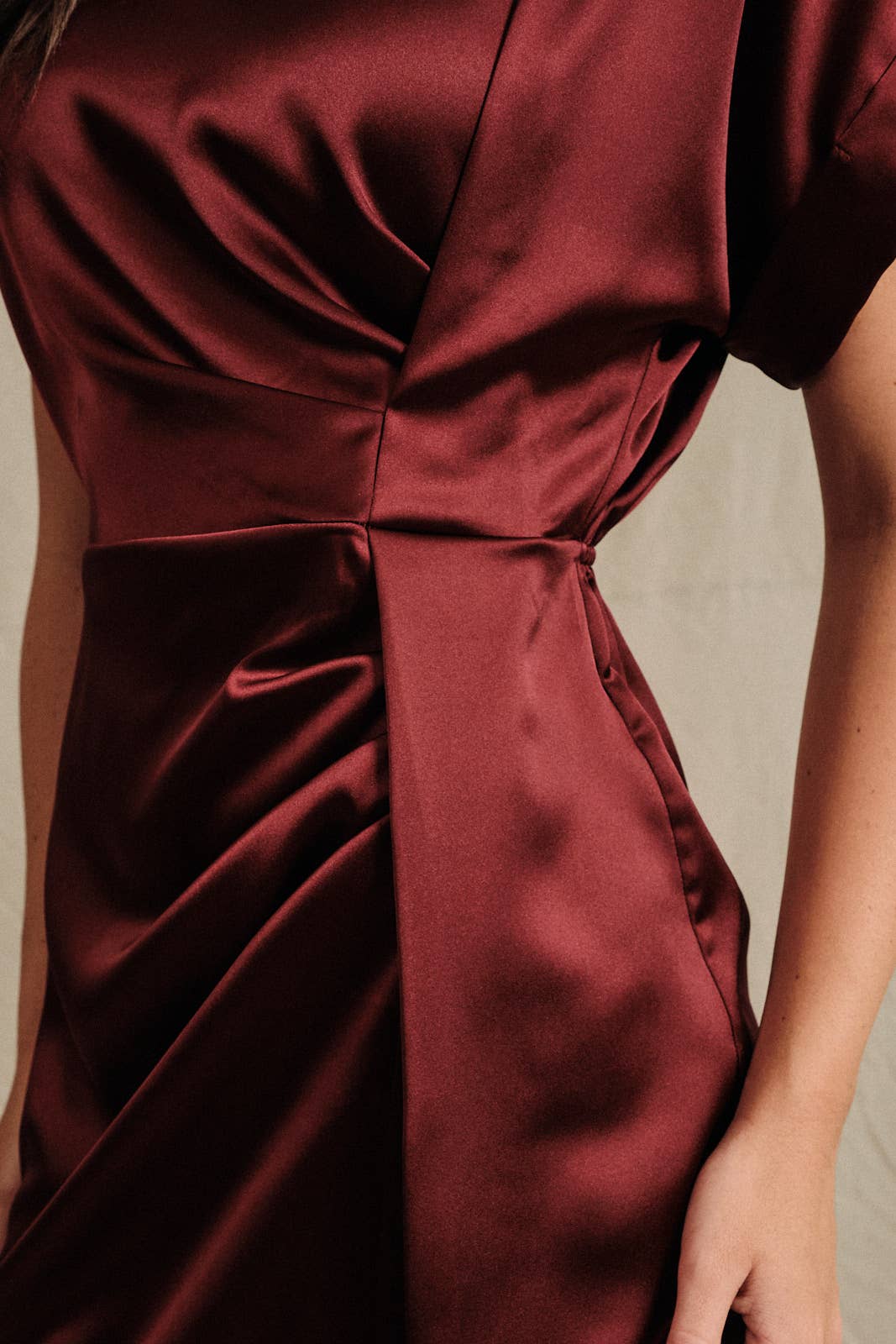Cuffed Cap Sleeve Pleated Satin Fit & Flare Mini Dress: Burgundy