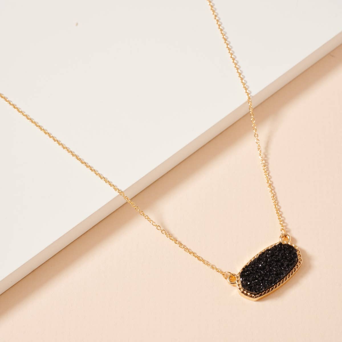 Druzy Stone Charm Short Necklace: Rose Gold / One / 4SN11008