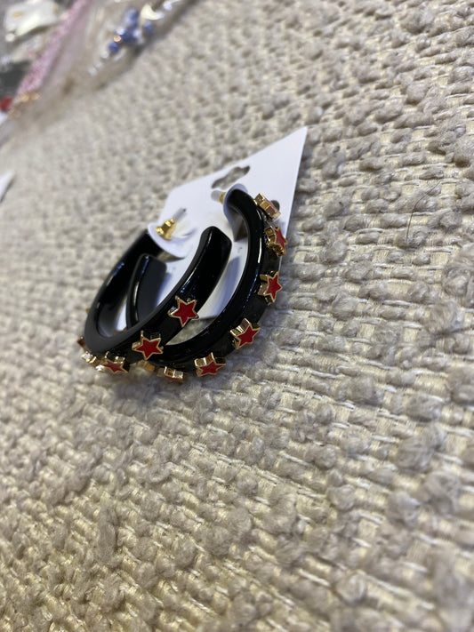 Black with red star hoops