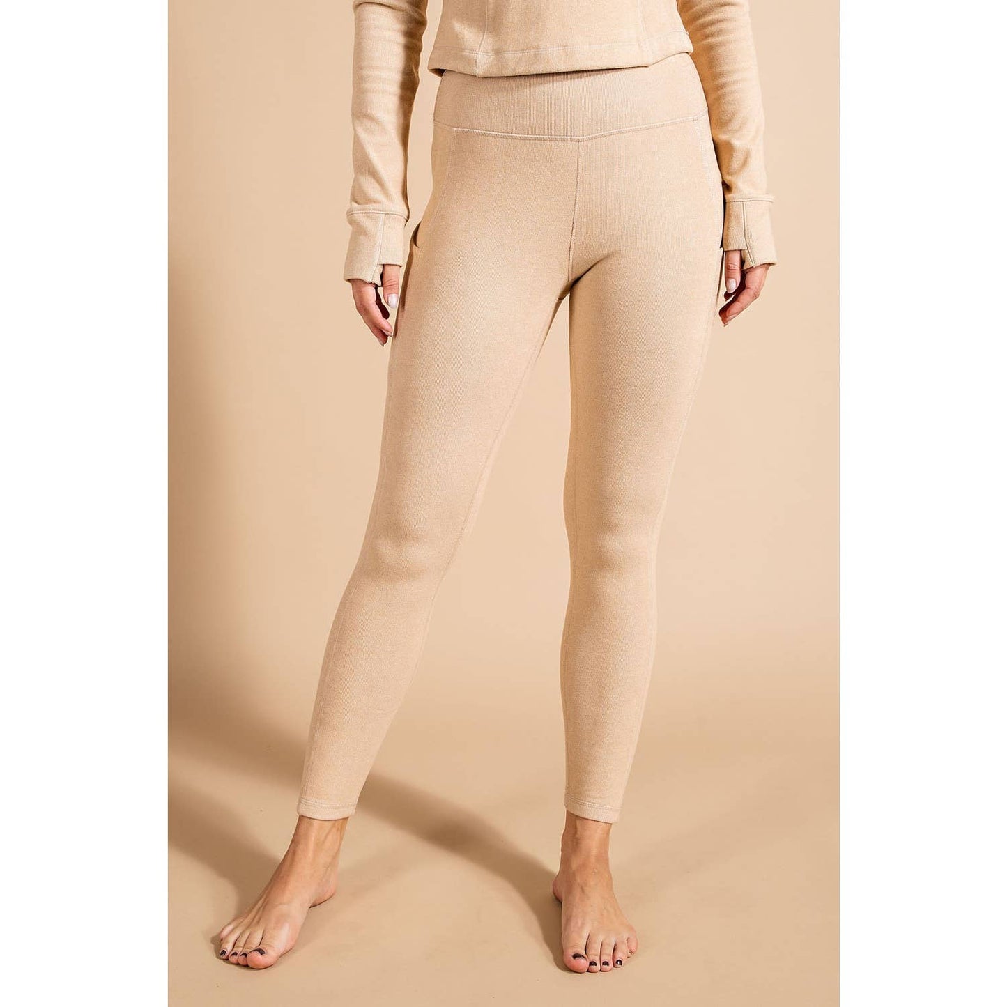 RIB BRUSHED HIGH RISE LEGGINGS WITH POCKETS: Camel