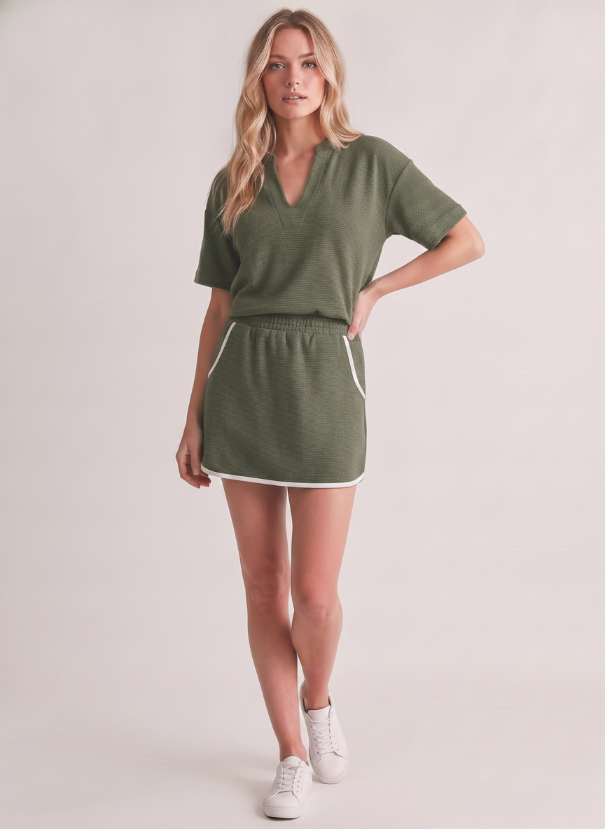 cloudy knit skort with pockets: Olive/Cream
