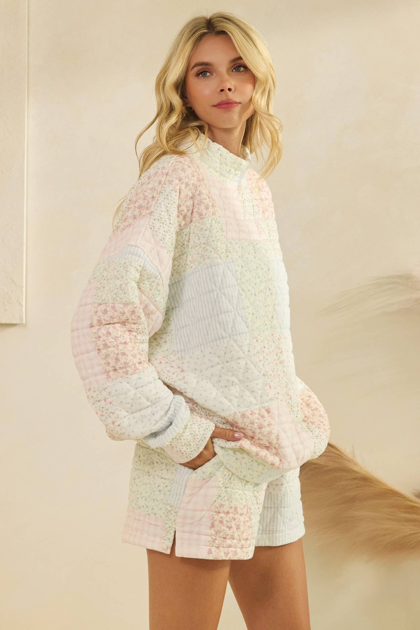Floral textured mock neck sweater: Pastel combo