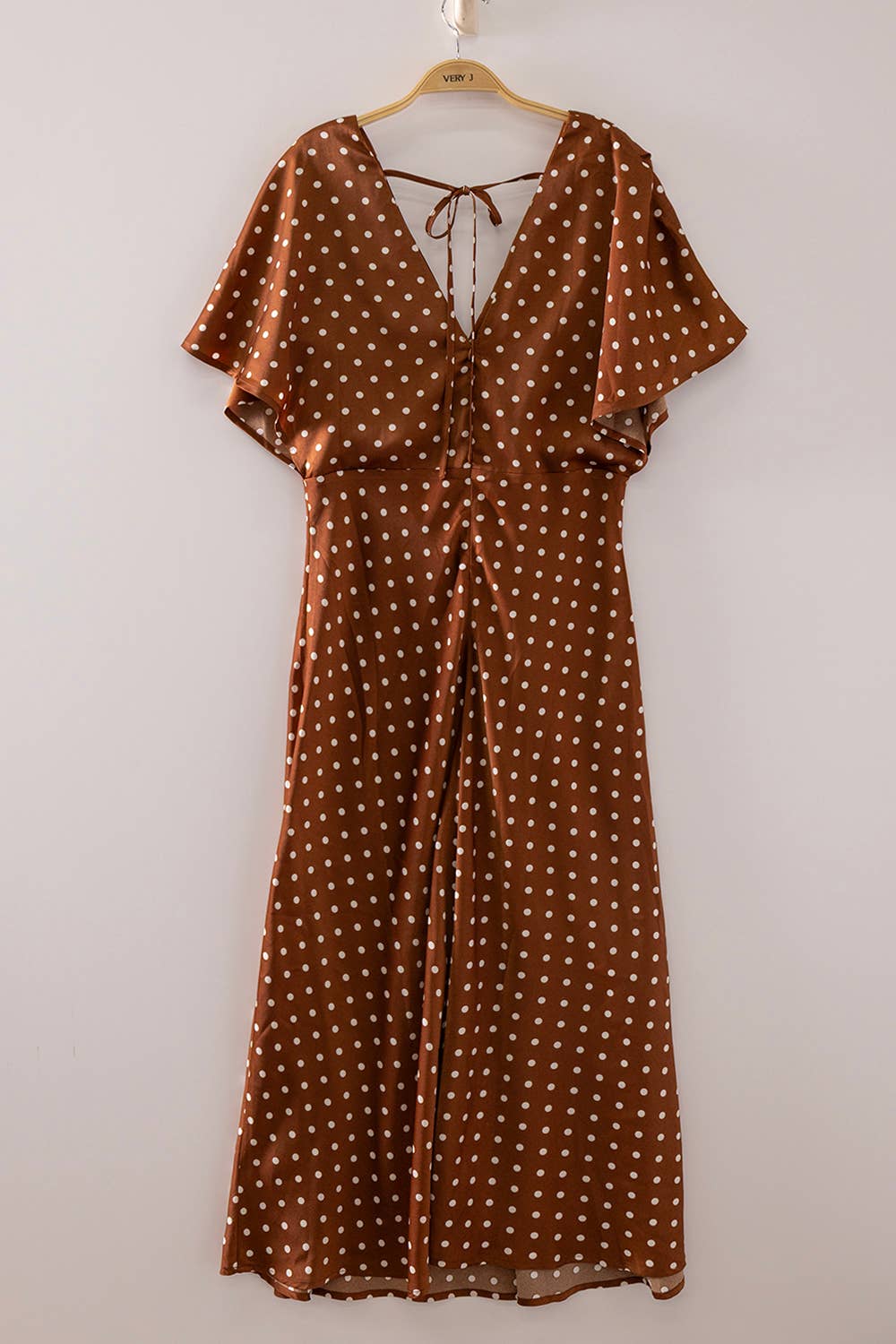 Polka Dot Flutter Sleeve Open Back Midi Dress: CHOCO DOTTED