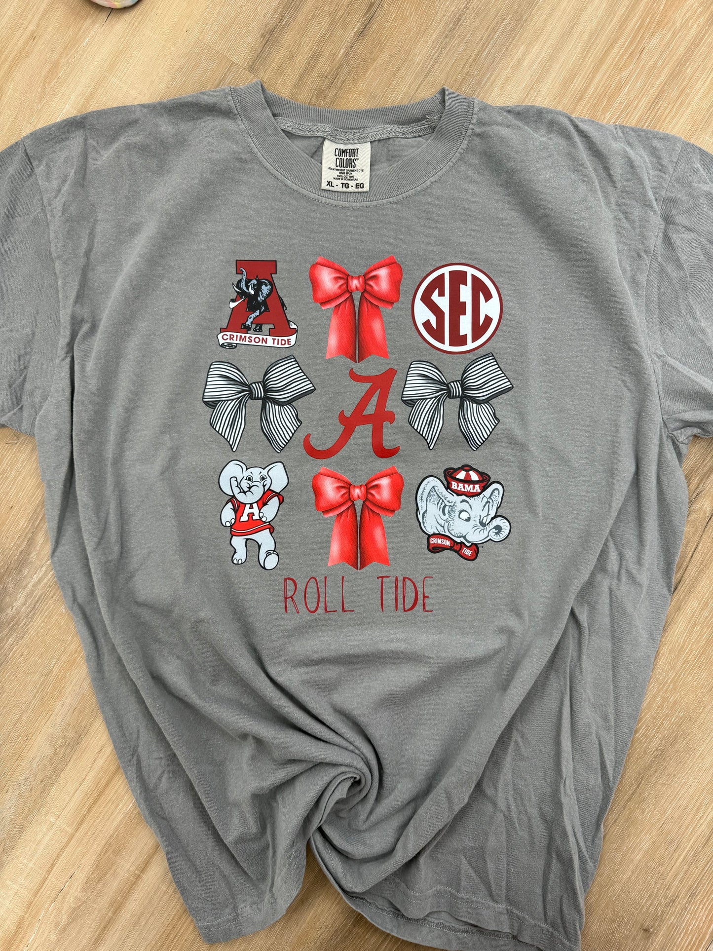 Alabama Roll Tide Bow Collage Tee