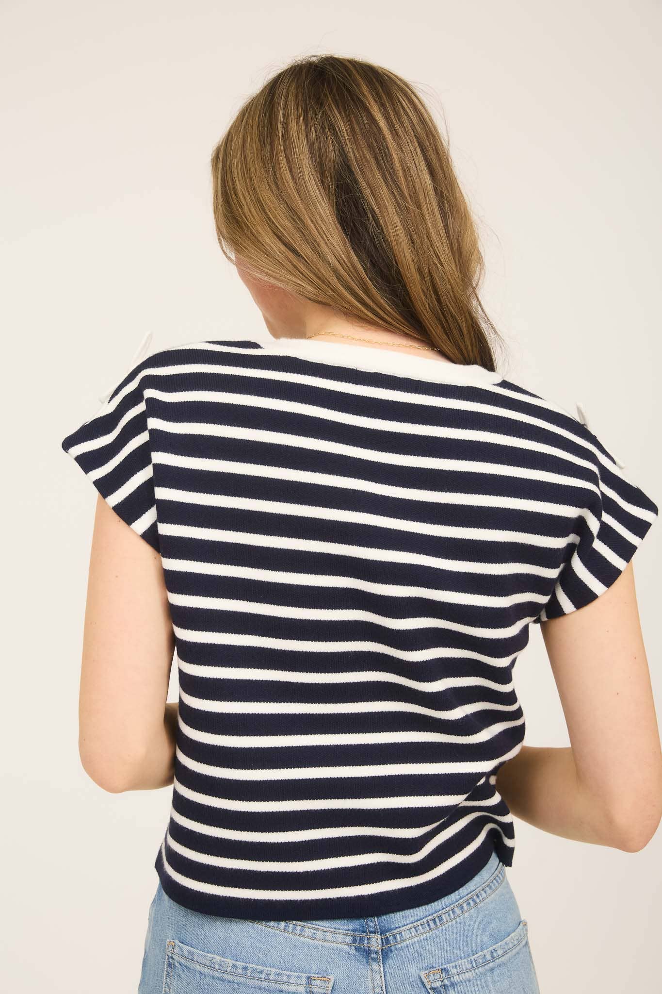 STRIPE BOW DETAIL SHORT SLEEVE KNIT TOP: RED