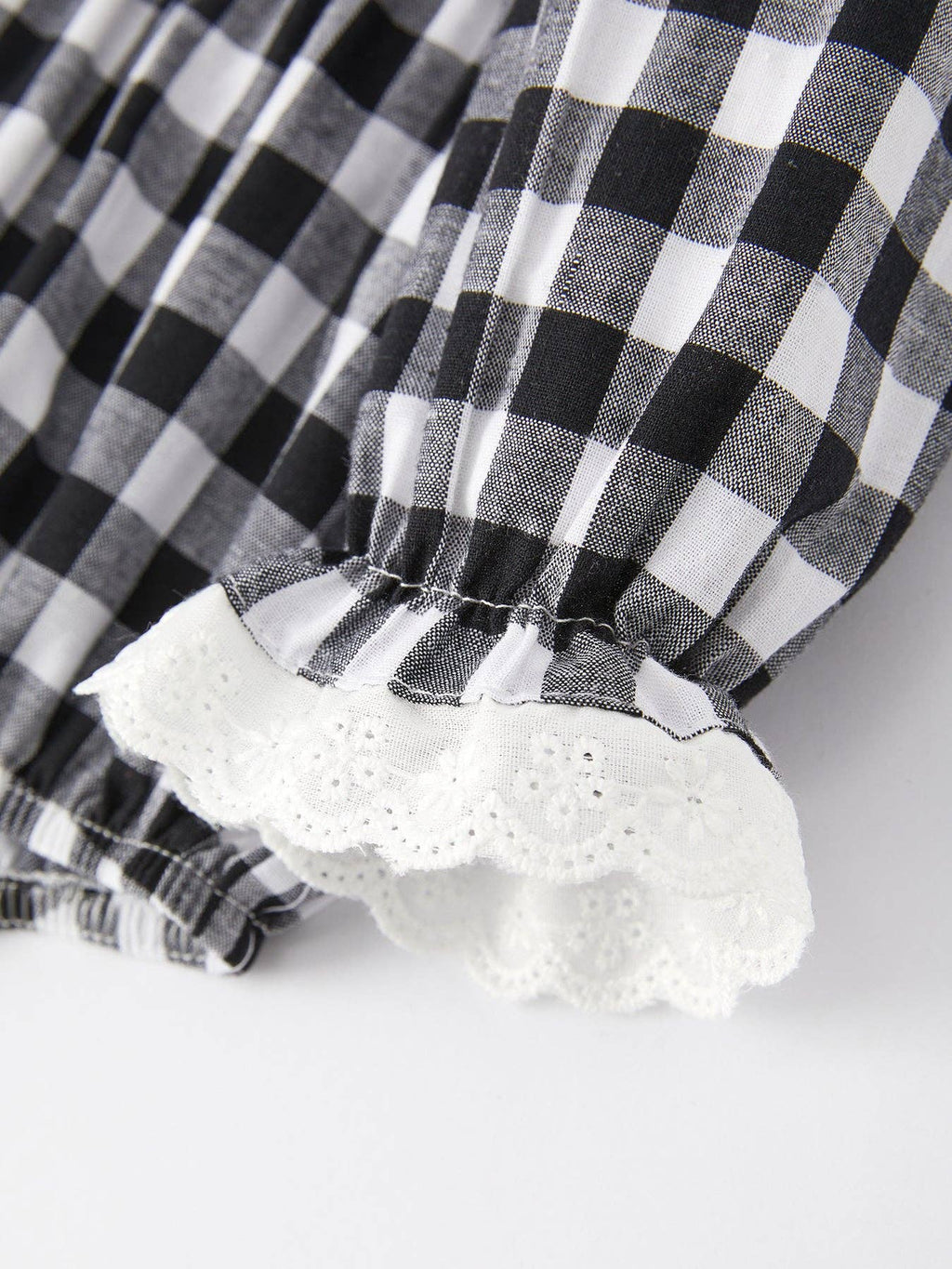 Black and white Plaid heart and bows Smocking Embroidery Long Sleeve Girls Romper
