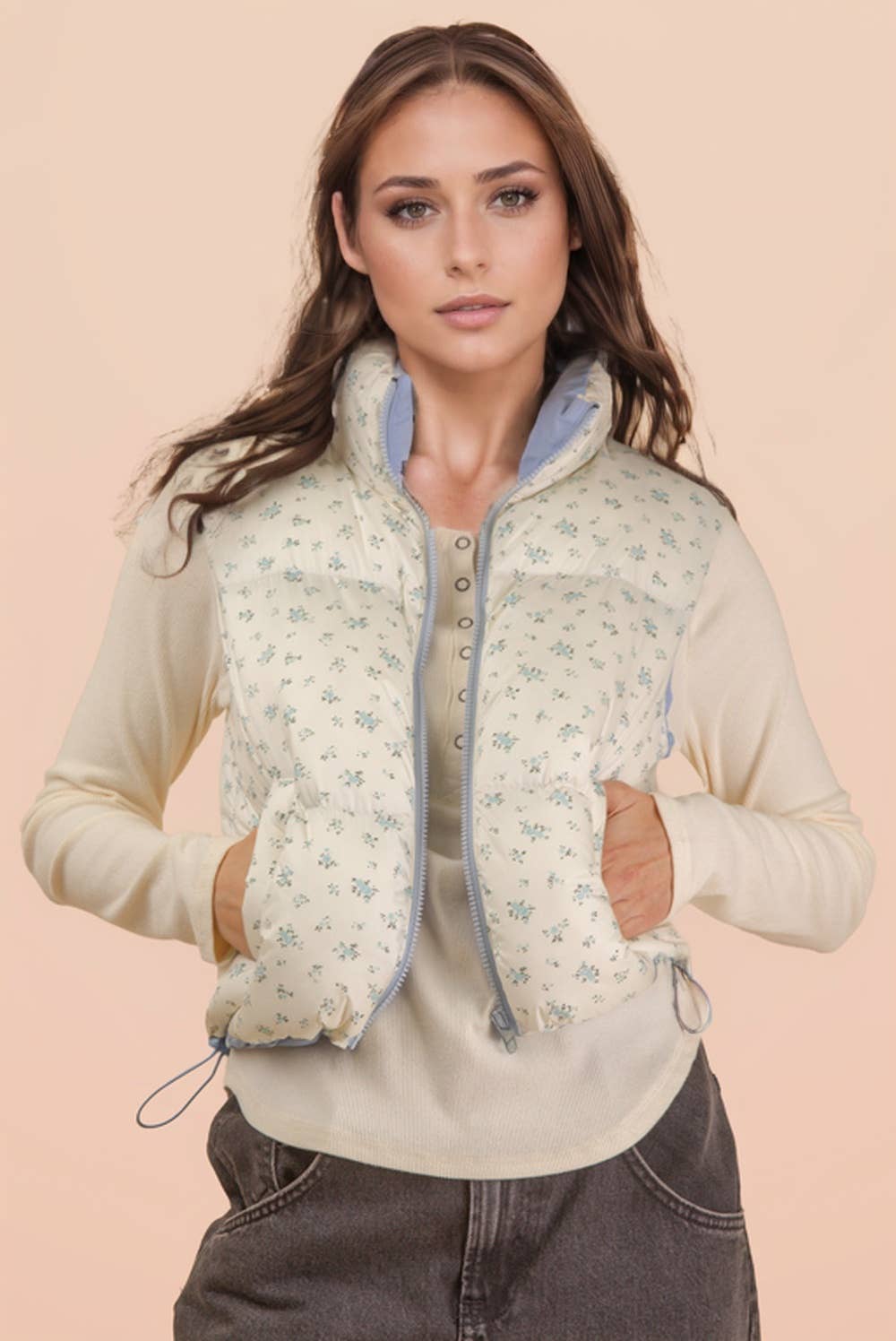 Floral Printed Cropped Puffer Vest: BLUE