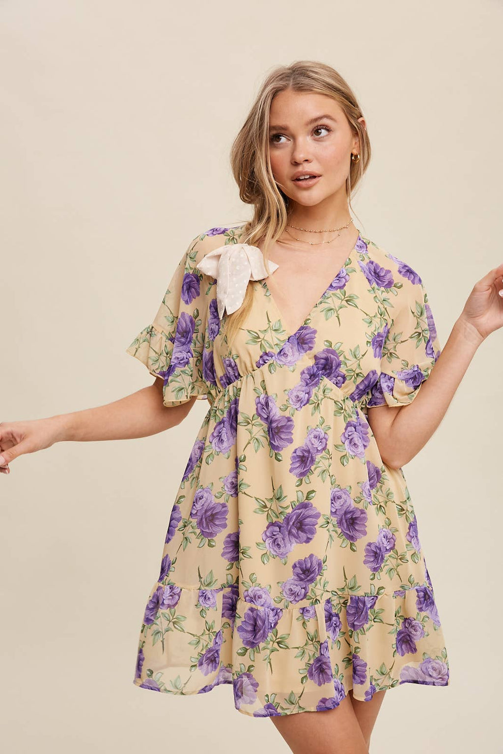 Floral Ruffle Sleeve Mini Dress: Cream