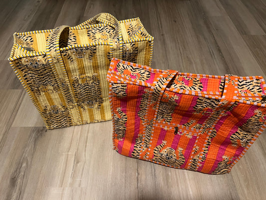 TIGER PRINT QUILTED TOTE BAG WITH YELLOW STRIPES