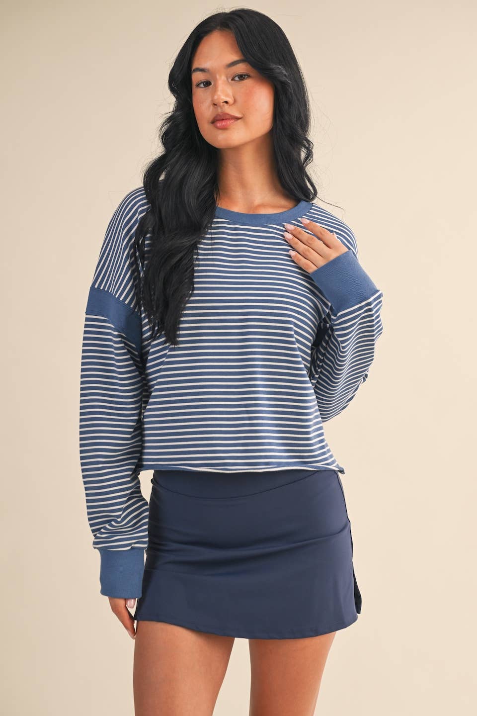 Striped Cutout Back Layering Sweatshirt: Black/White