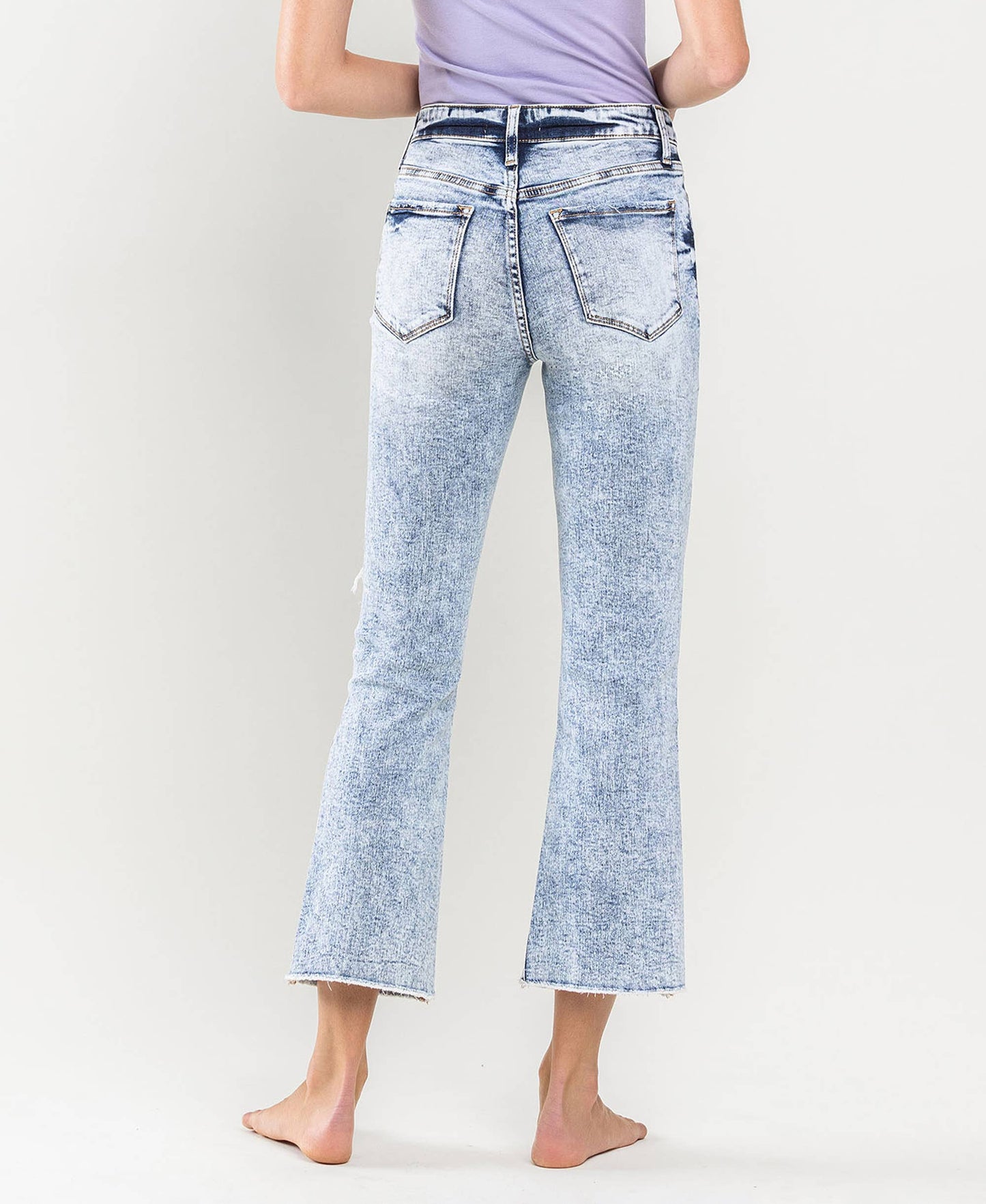 HIGH RISE DISTRESSED CROP FLARE JEANS V2940: SELF-CARE / 30