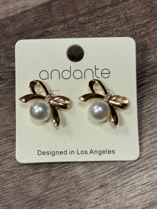 Mini Gold with Pearl Bow Studs