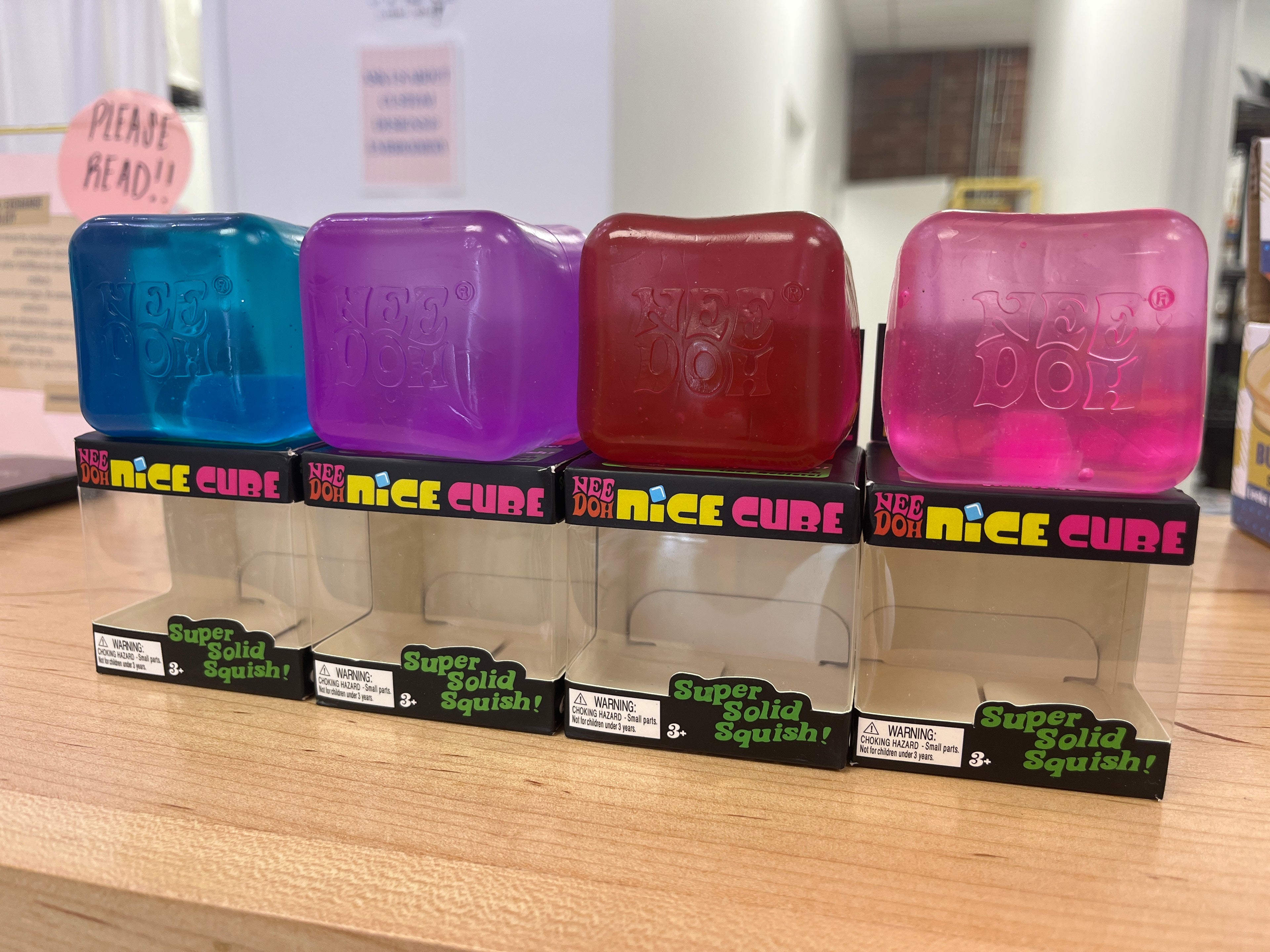 NICE CUBE SQUISHY