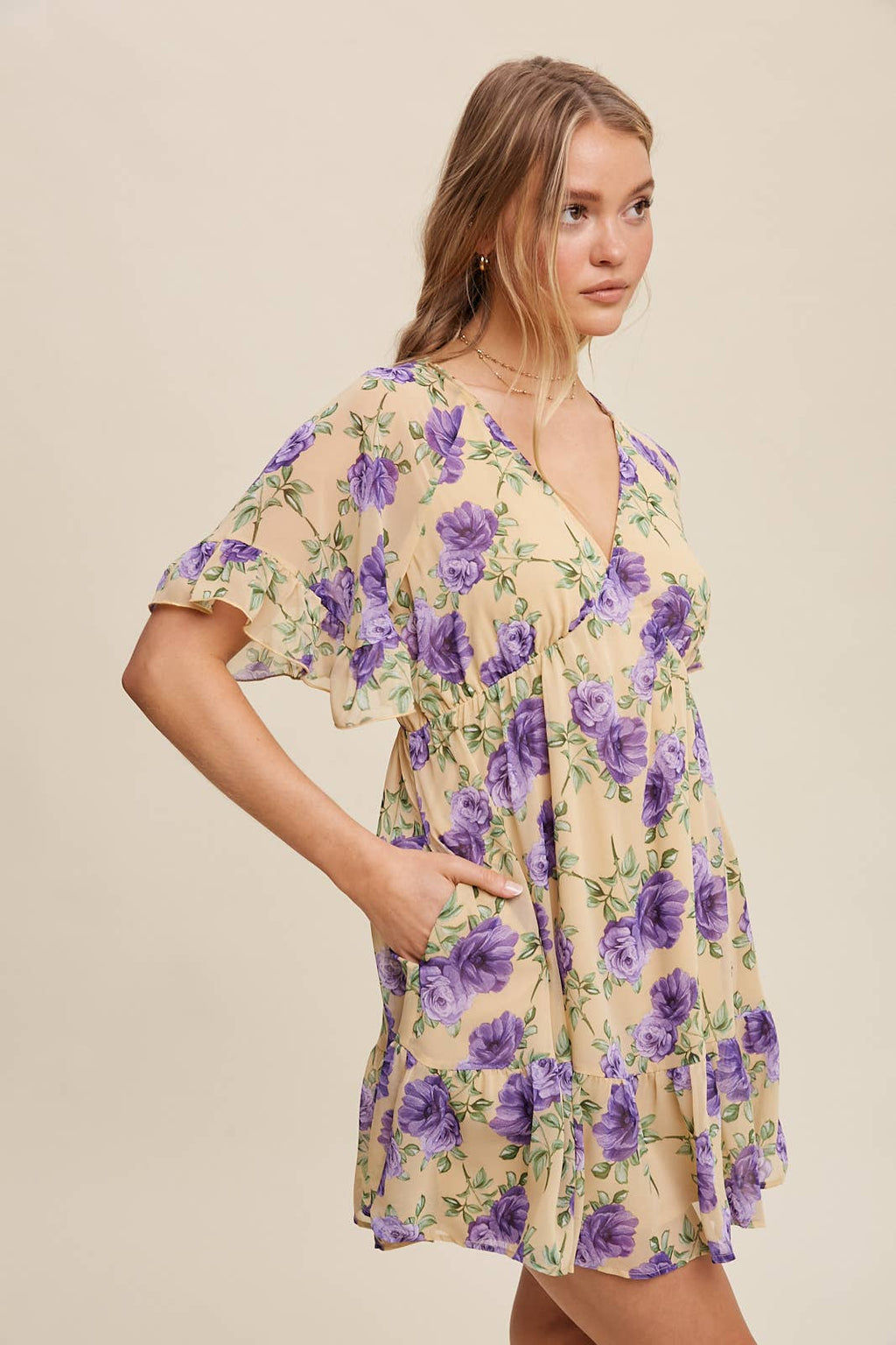 Floral Ruffle Sleeve Mini Dress: Cream