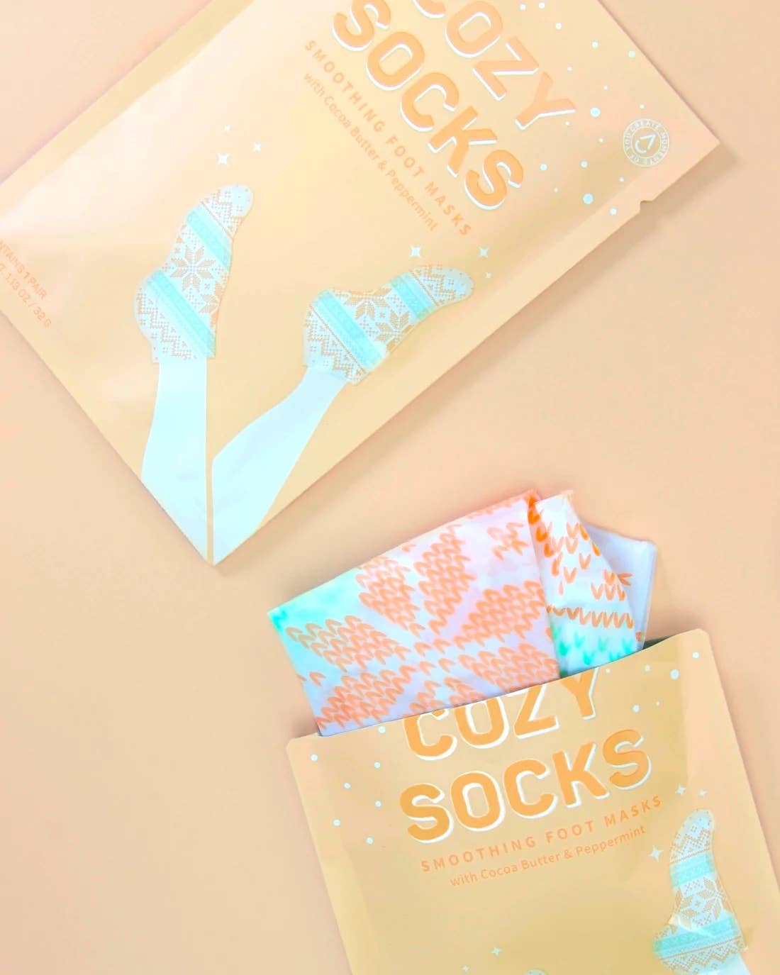 Holiday Cozy Socks Smoothing Foot Mask