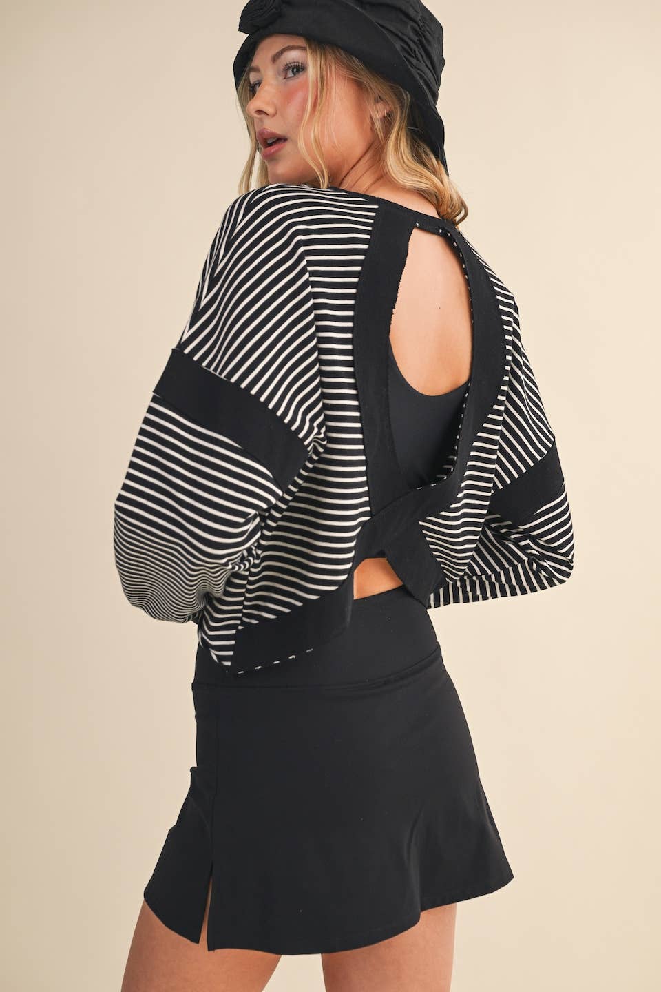 Striped Cutout Back Layering Sweatshirt: Black/White