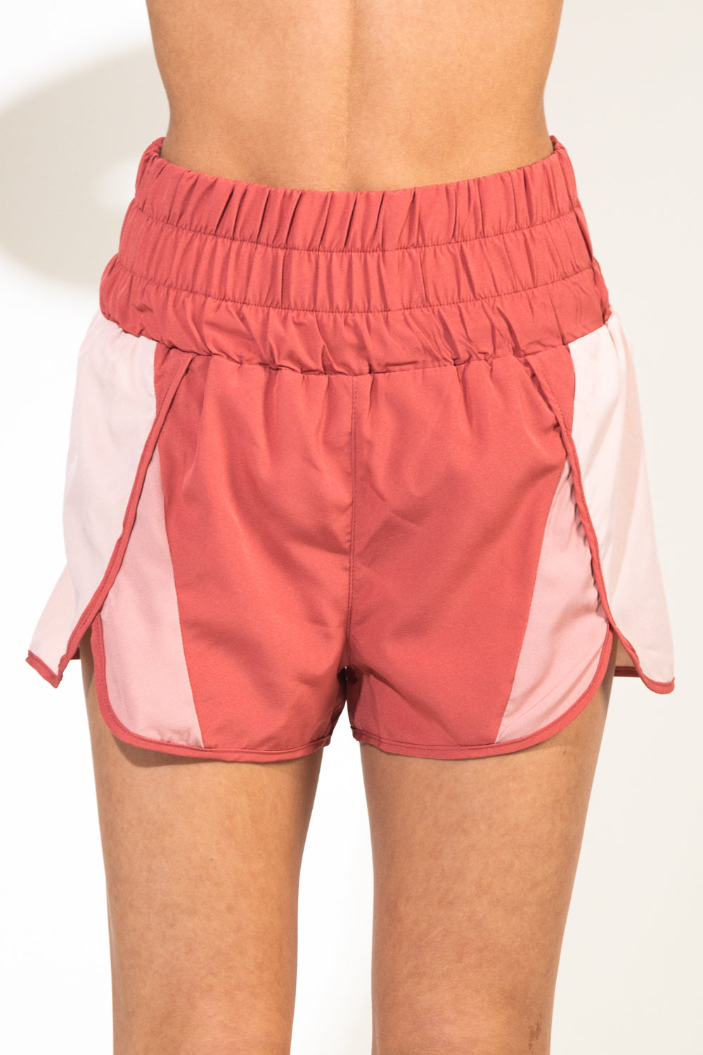 Color-block activewear shorts