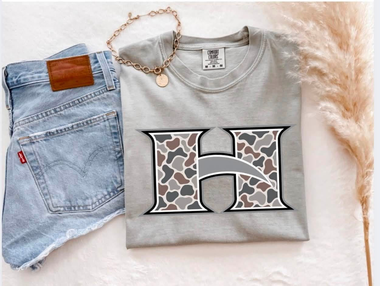Retro Camo Hillgrove “H” Grey Tee