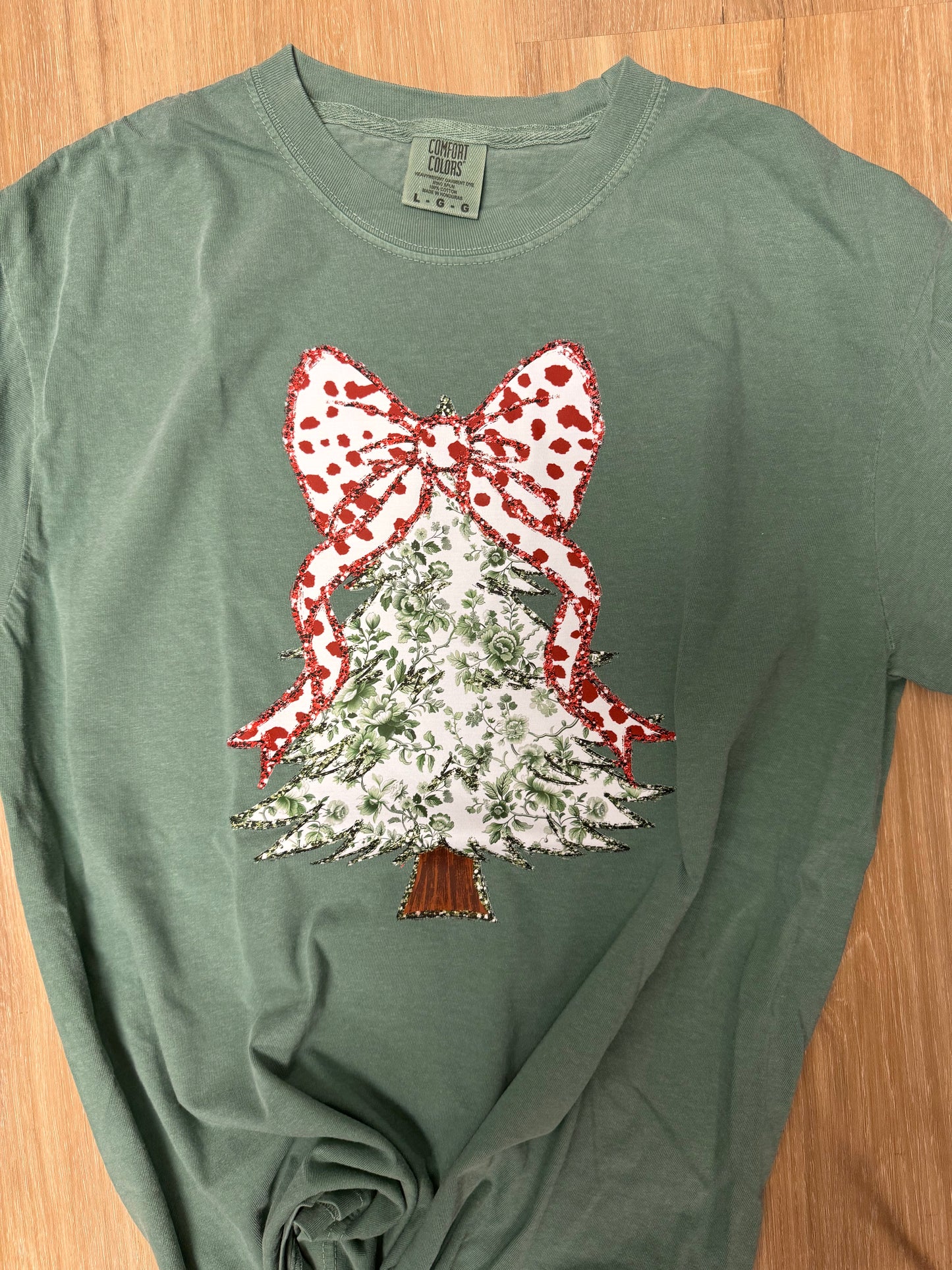 Christmas Tree Bow Grand Millennial Tee