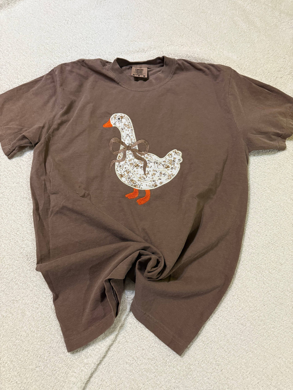 Coquette preppy goose appliqué tshirt