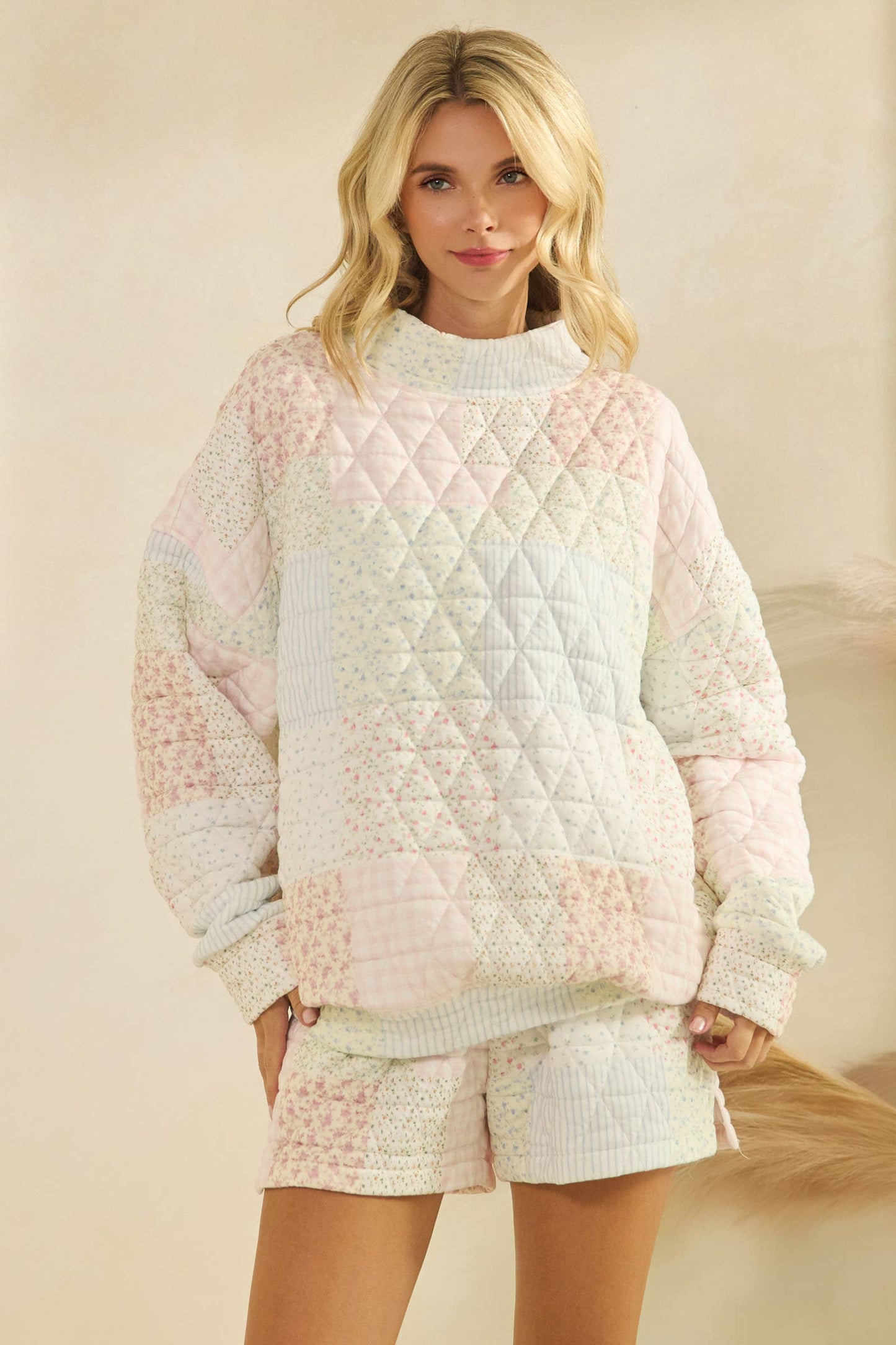 Floral textured mock neck sweater: Pastel combo
