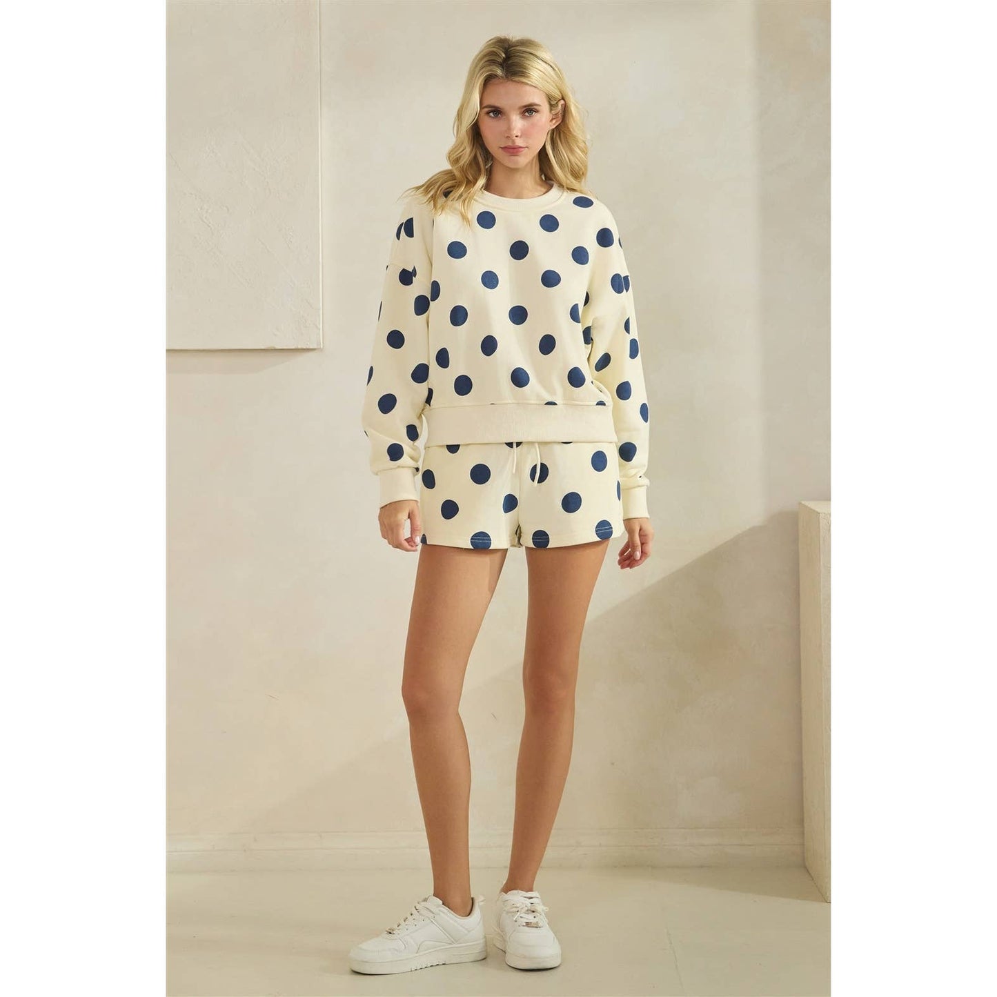 Polka Dot Crew Neck SweatShirt: Black