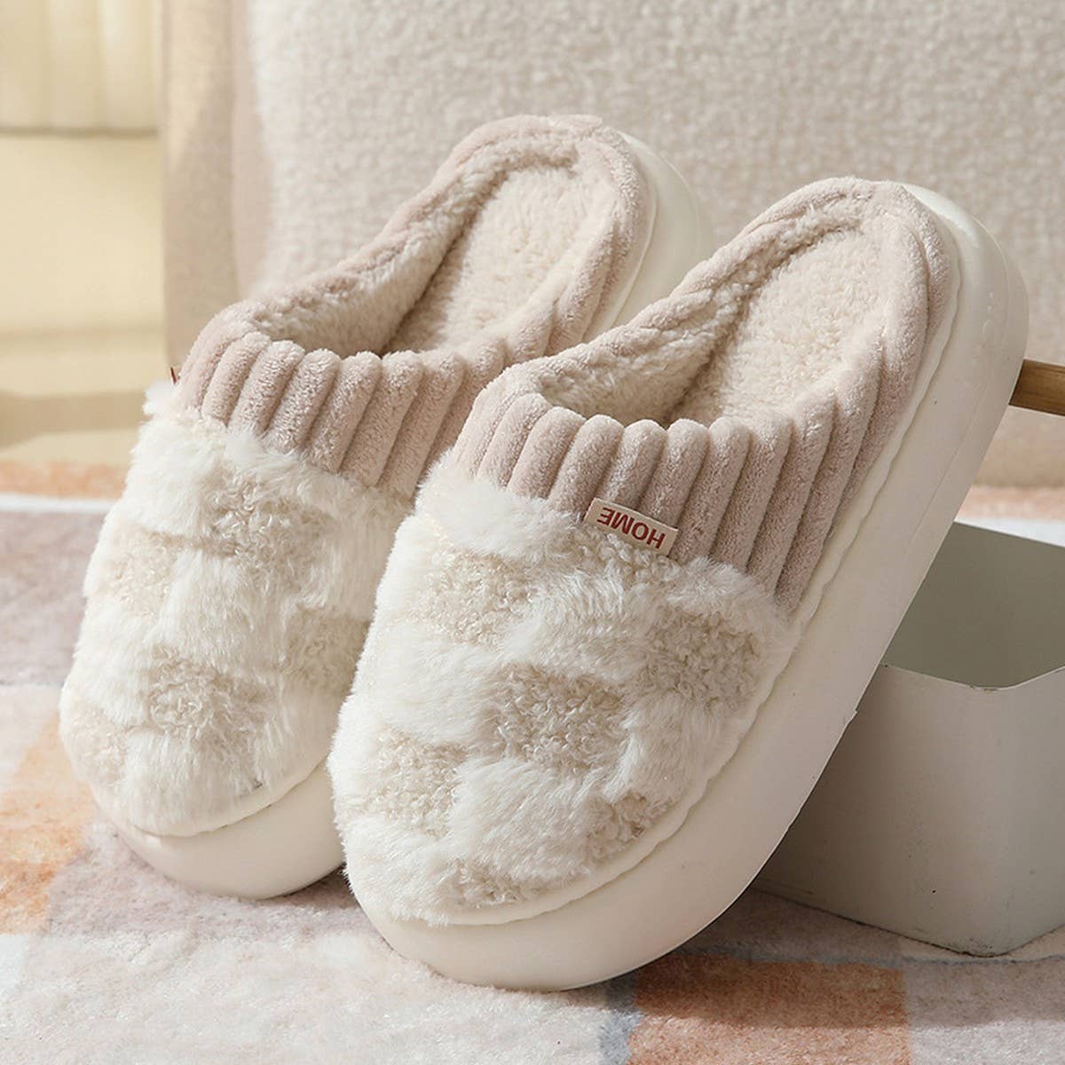 Checkered Fuzzy Warmies Slippers: White