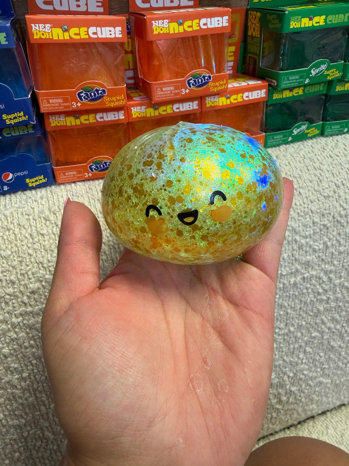 Light up glitter orby filled dumpling