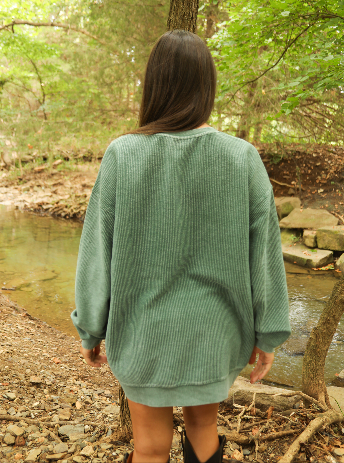 F + S: SANDERSON SISTERS CORDED CREWNECK