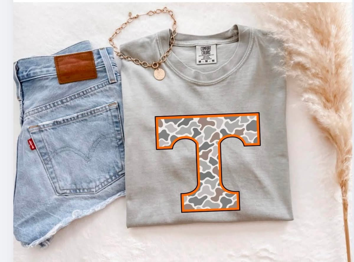 Retro Camo Tennessee T Grey Tee