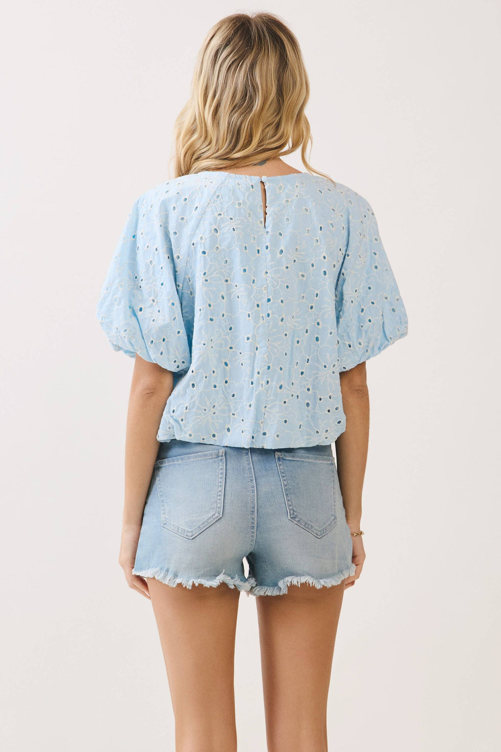 Embroidered Eyelet Bubble Sleeves Blouse: BABY BLUE
