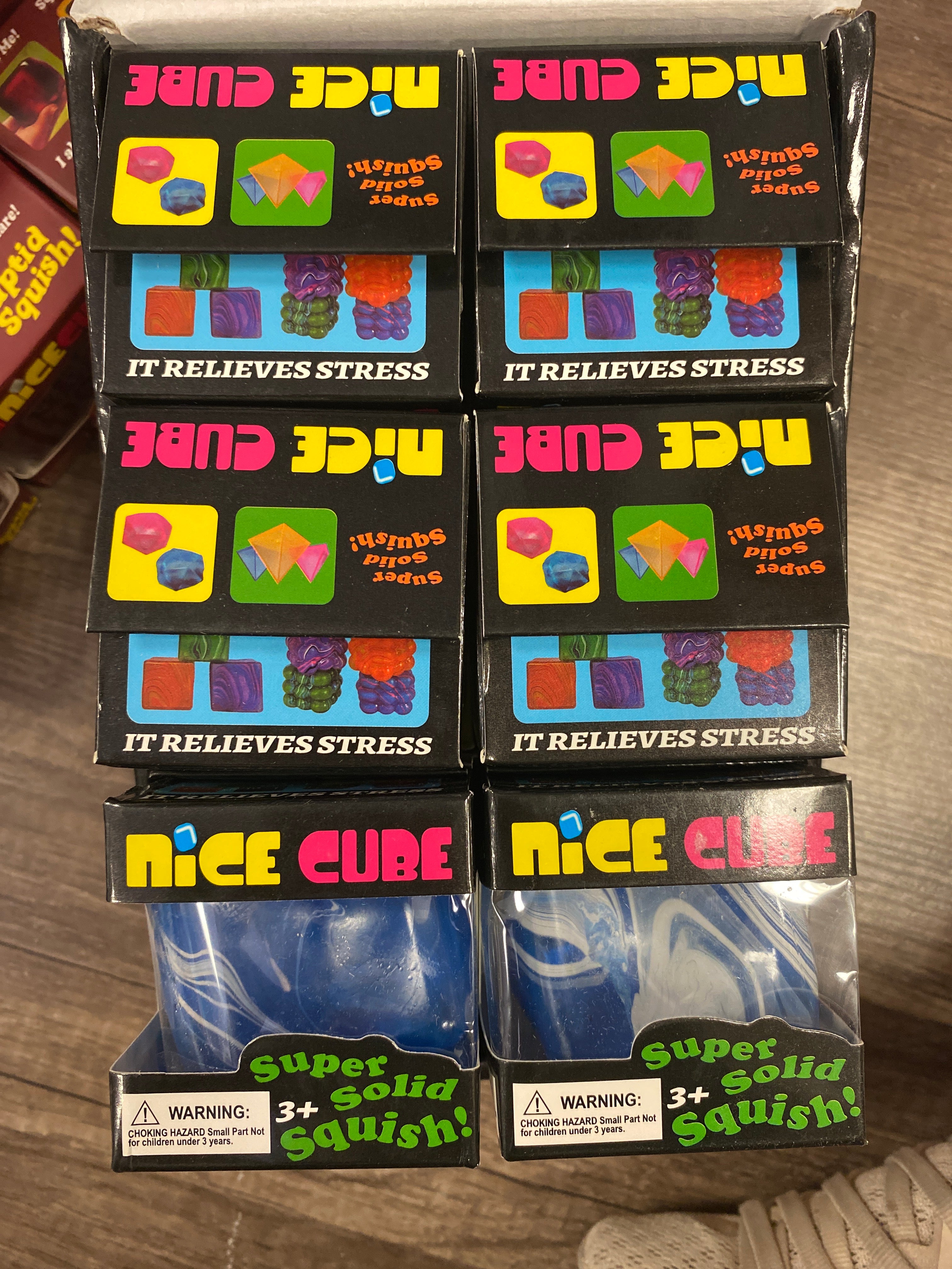 Nice Cube Squishy - swirls