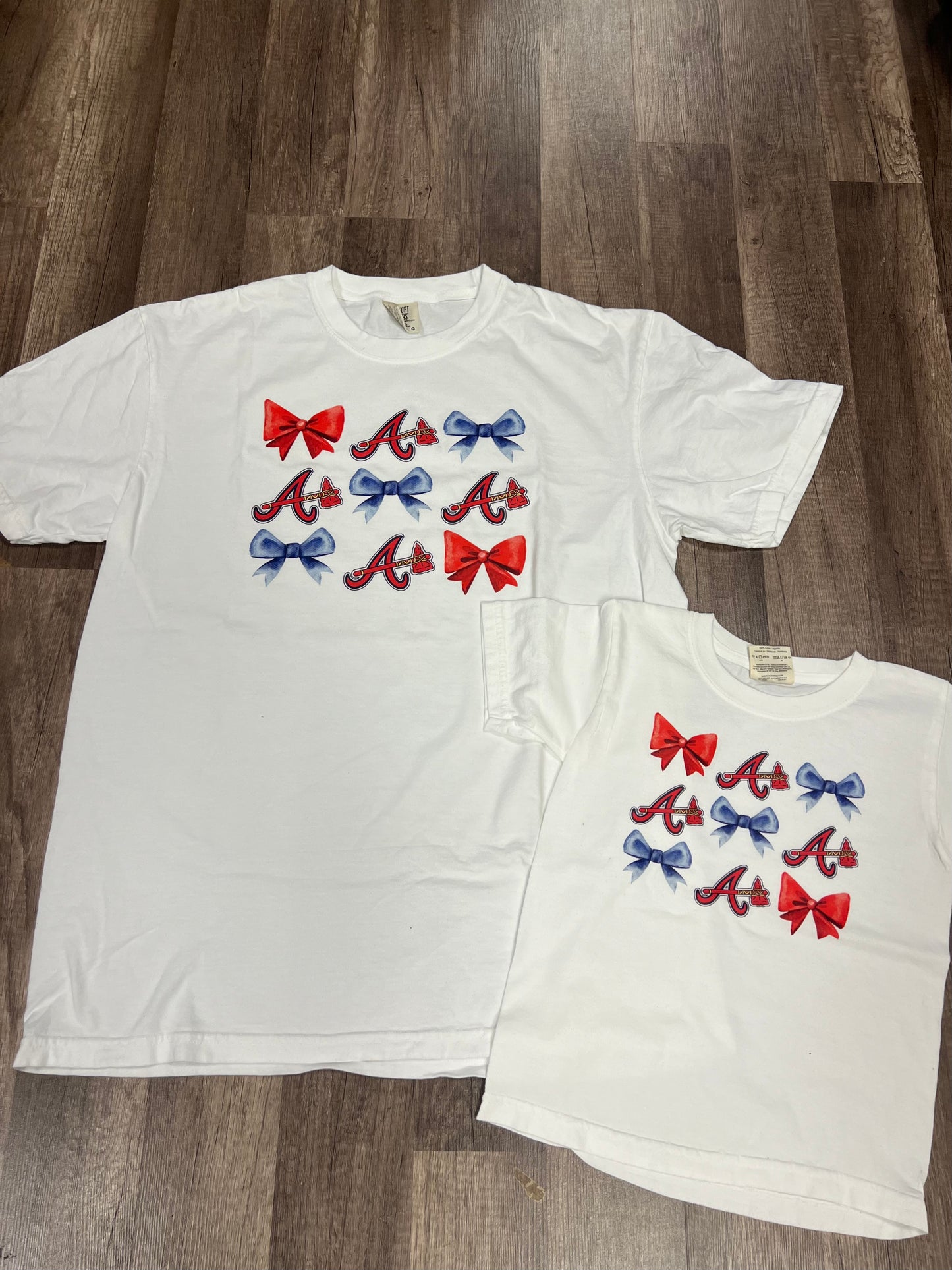 Atlanta Braves Bow Tee