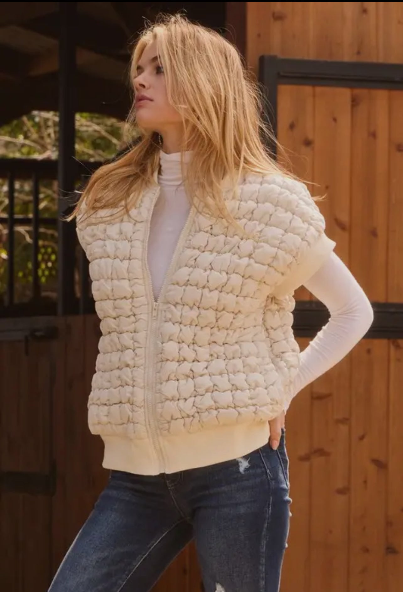 Quilted Vest Jacket, Zipper Closure and Front Pockets - Ivory