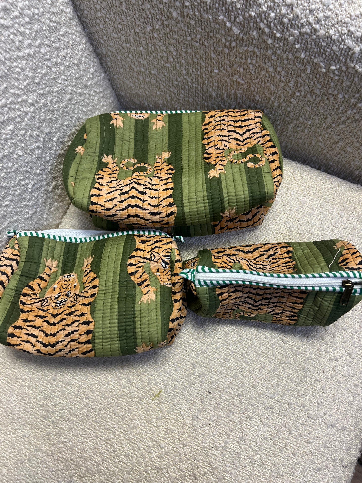 TIGER PRINT QUILTED GREEN 3 PIECE SMALL BAGS