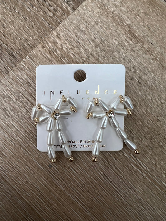 Pearl Bow Studs