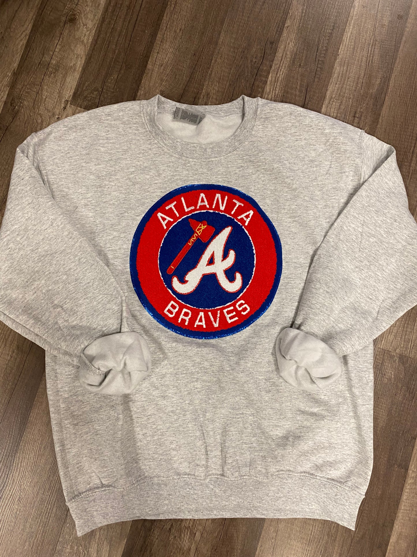 Atlanta Braves Circle Logo Chenille Patch Embroidered Sweatshirt