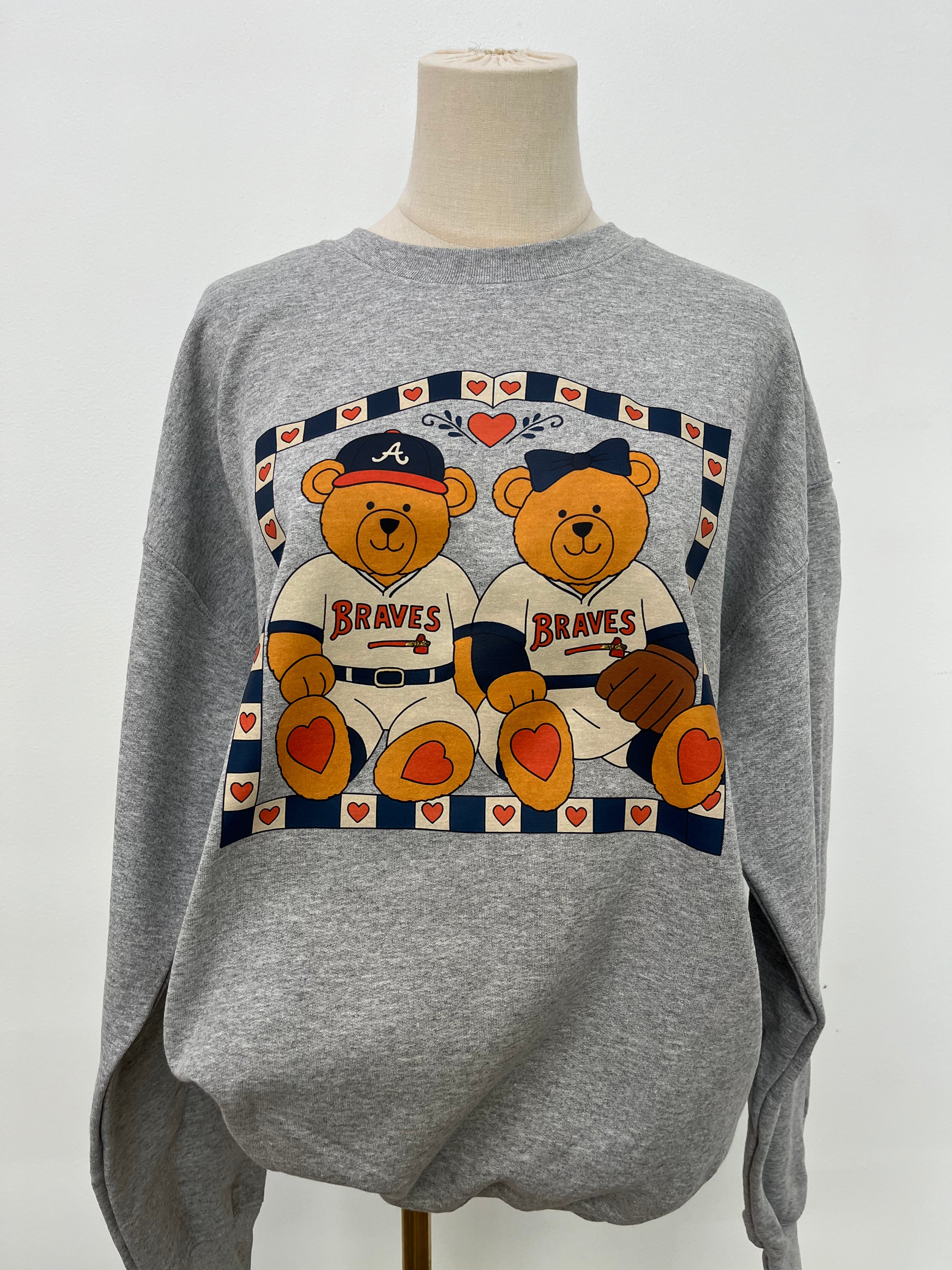 Braves vintage bears on grey